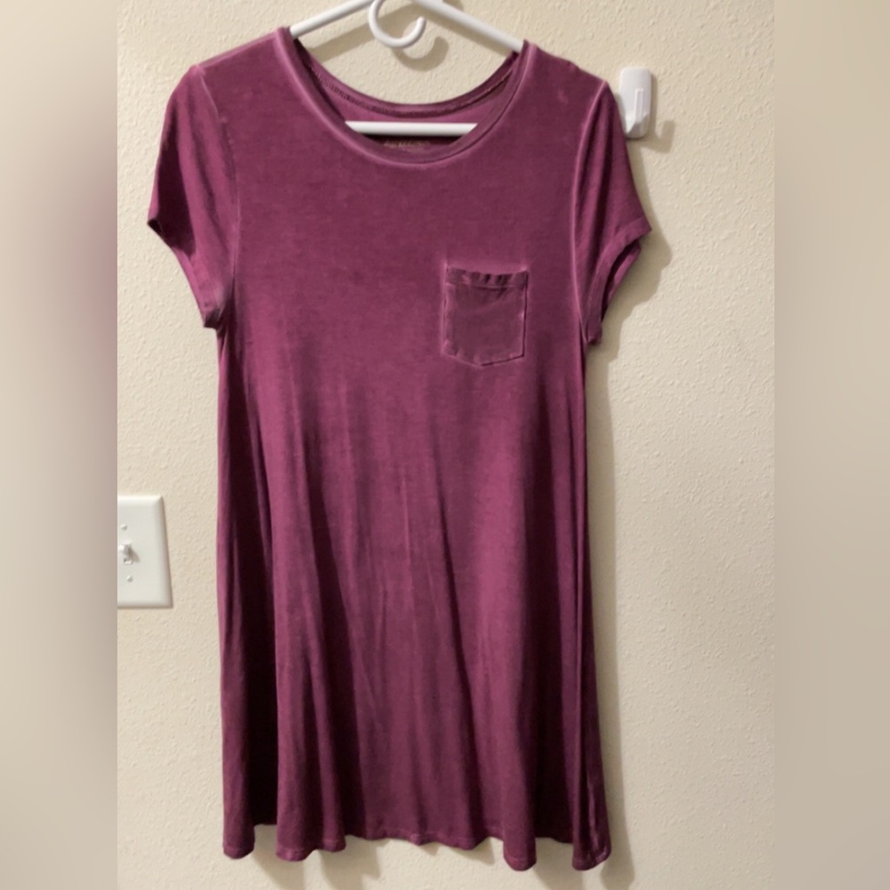 Maroon Arizona Jeans tee shirt dress. Size medium